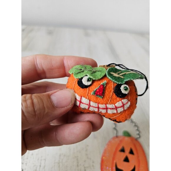 Jack-o-lantern pumpkin beaded ornament plush glitter set Halloween tree - Picture 4 of 7